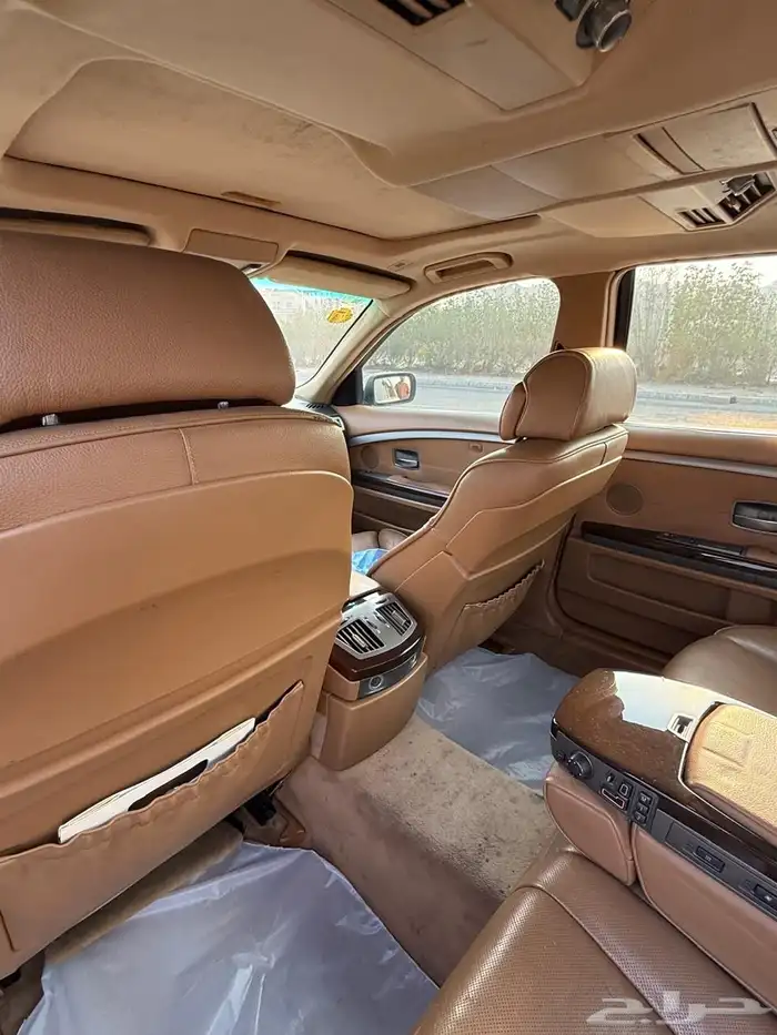 بي ام 740Li 2008 11