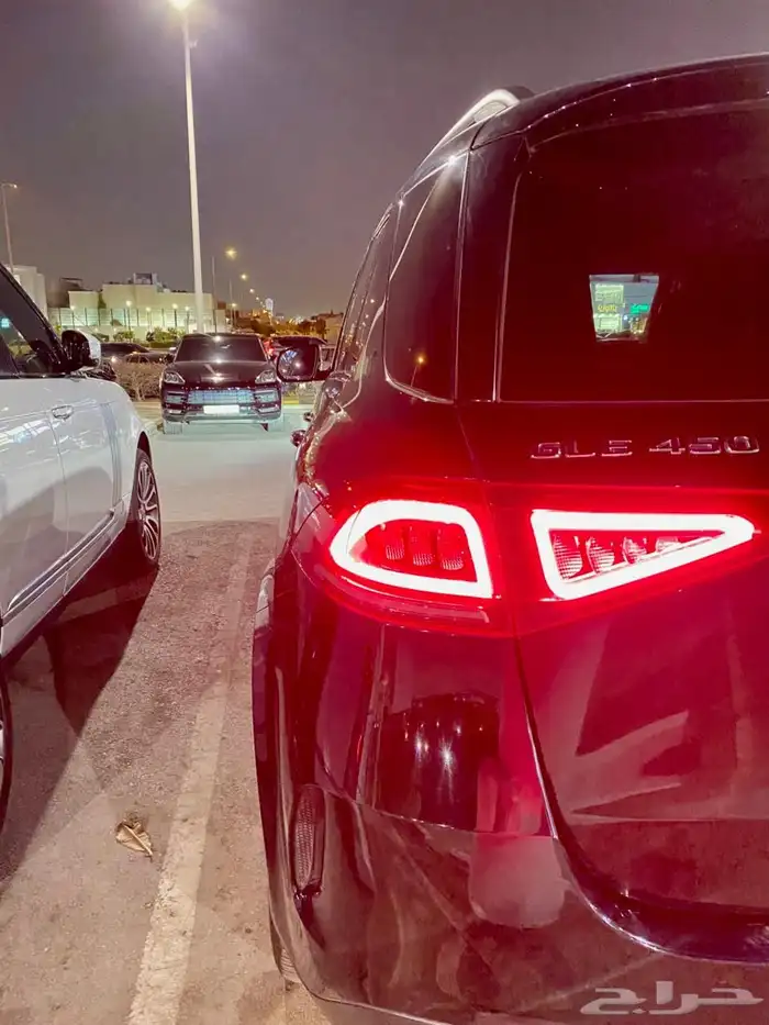 مرسيدس بنز GLE 450  Night Package 36