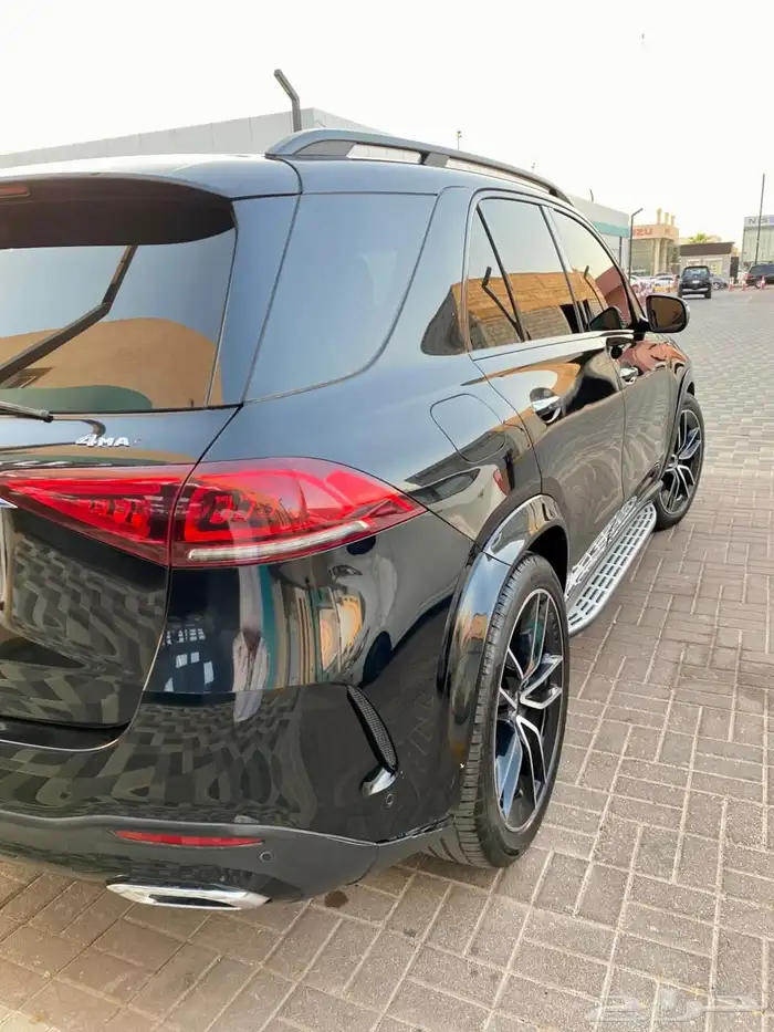 مرسيدس بنز GLE 450  Night Package 21