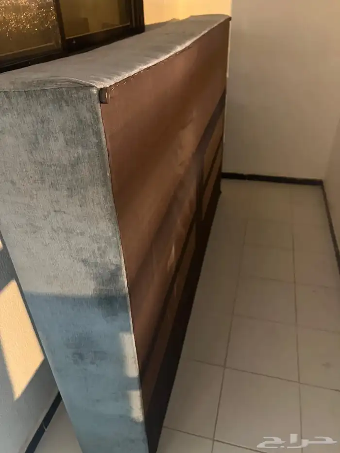 سرير للبيع 1