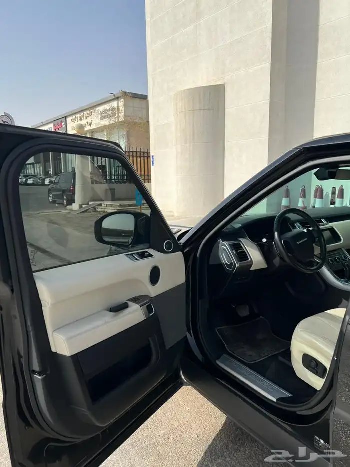 رنج روفر سبورت مرهم 2022 ممشى قليل نظيف 13