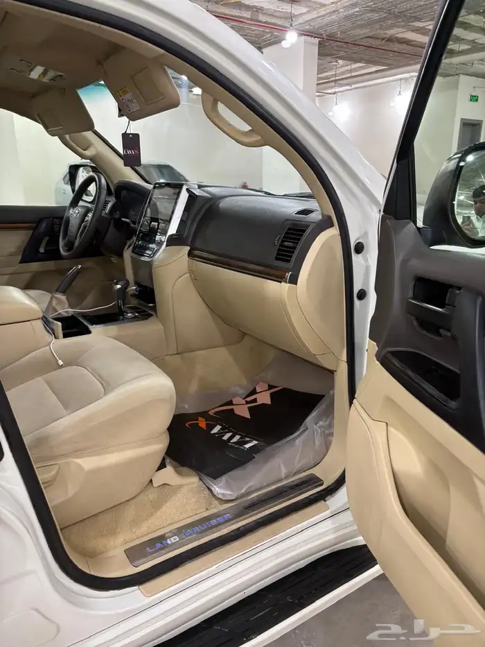 صالون 2016 فل كامل V8 شررط سعوودي 11
