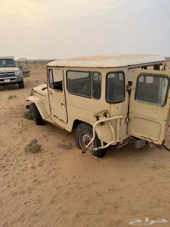 كامري 2002 كرسيدا 99 جيب 83 12