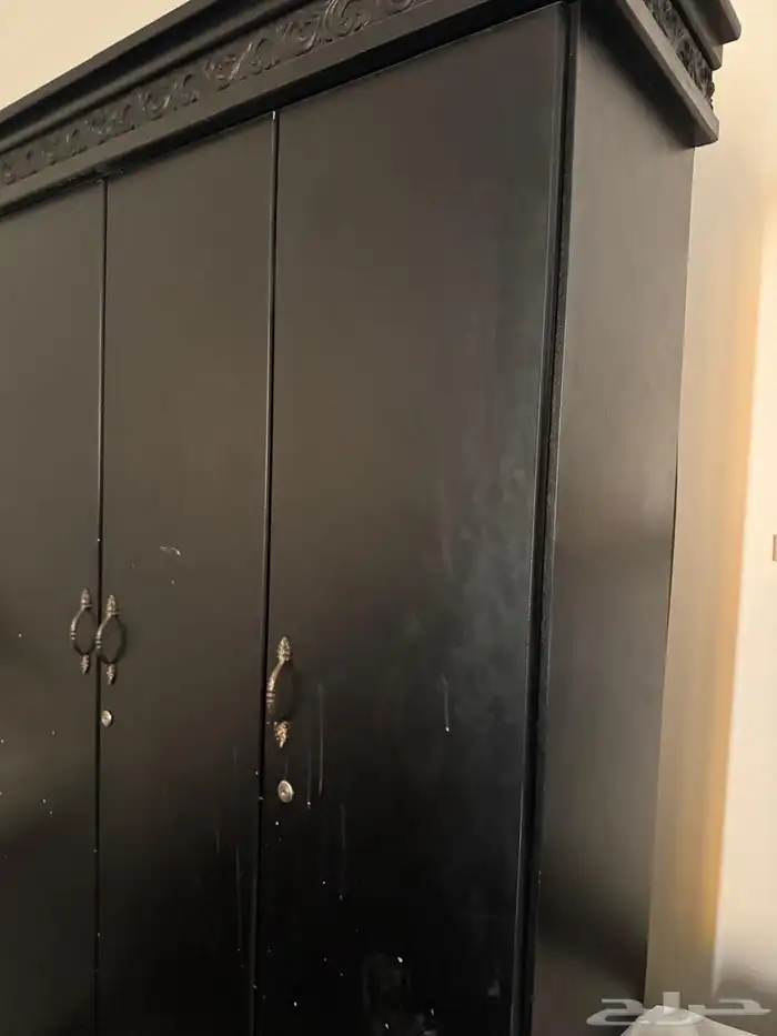 كنب مع دولاب ملابس مع درج طويل للبيع . 2