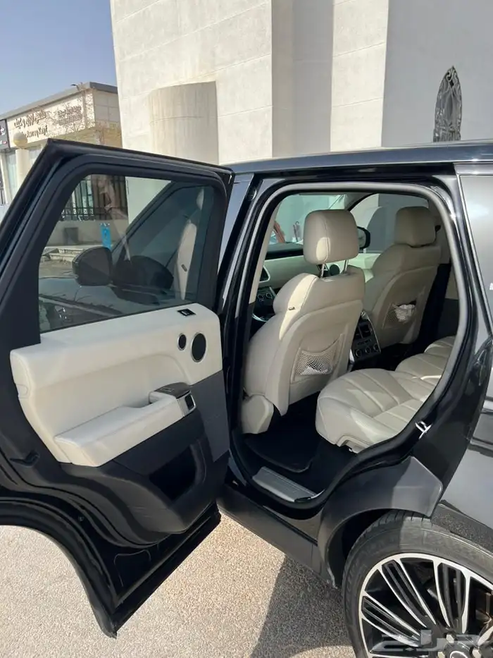 رنج روفر سبورت مرهم 2022 ممشى قليل نظيف 10