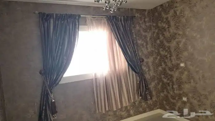 طاولة بلياردو وكنسول مدخل امريكي ومتفرقات 2