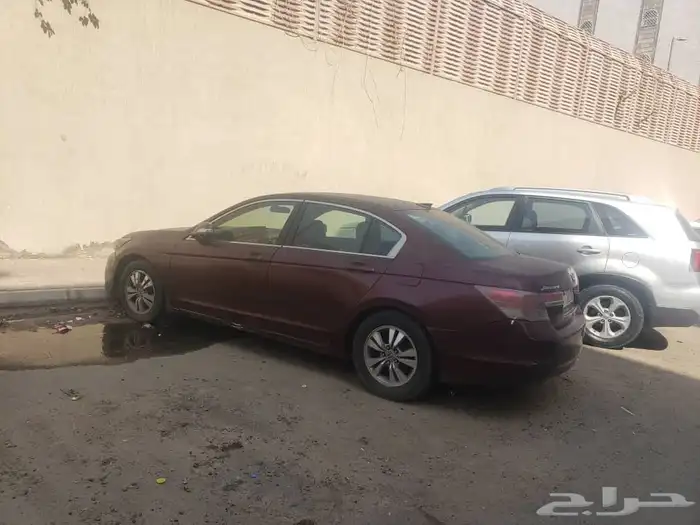 اكورد للبيع موديل 2012 خليجي نص فل 1