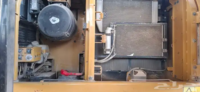 بوكلين كتر الموديل 2014 ماشي قليل بوكلين شد بلد للبيع 4