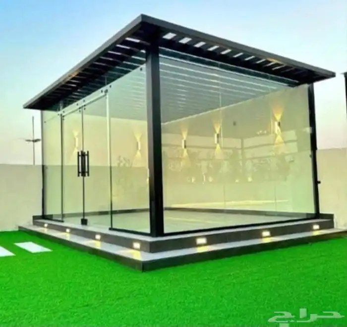 تنسيق حدائق الرياض وزراعة الثيل الطبيعي وتركيب العشب الصناعي 0