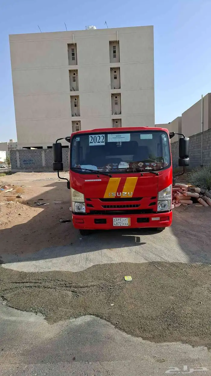 سطحة ايسوزو موديل 2022 للبيع ممشي 97 ألف نقل عام نظامي 2