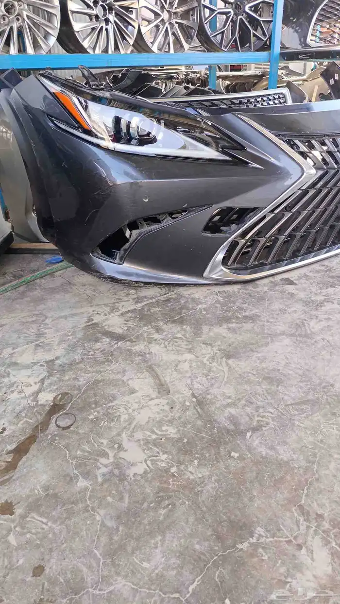 صدام مع اشمعات لكززESمديل 2022-2023-2024-2025 4