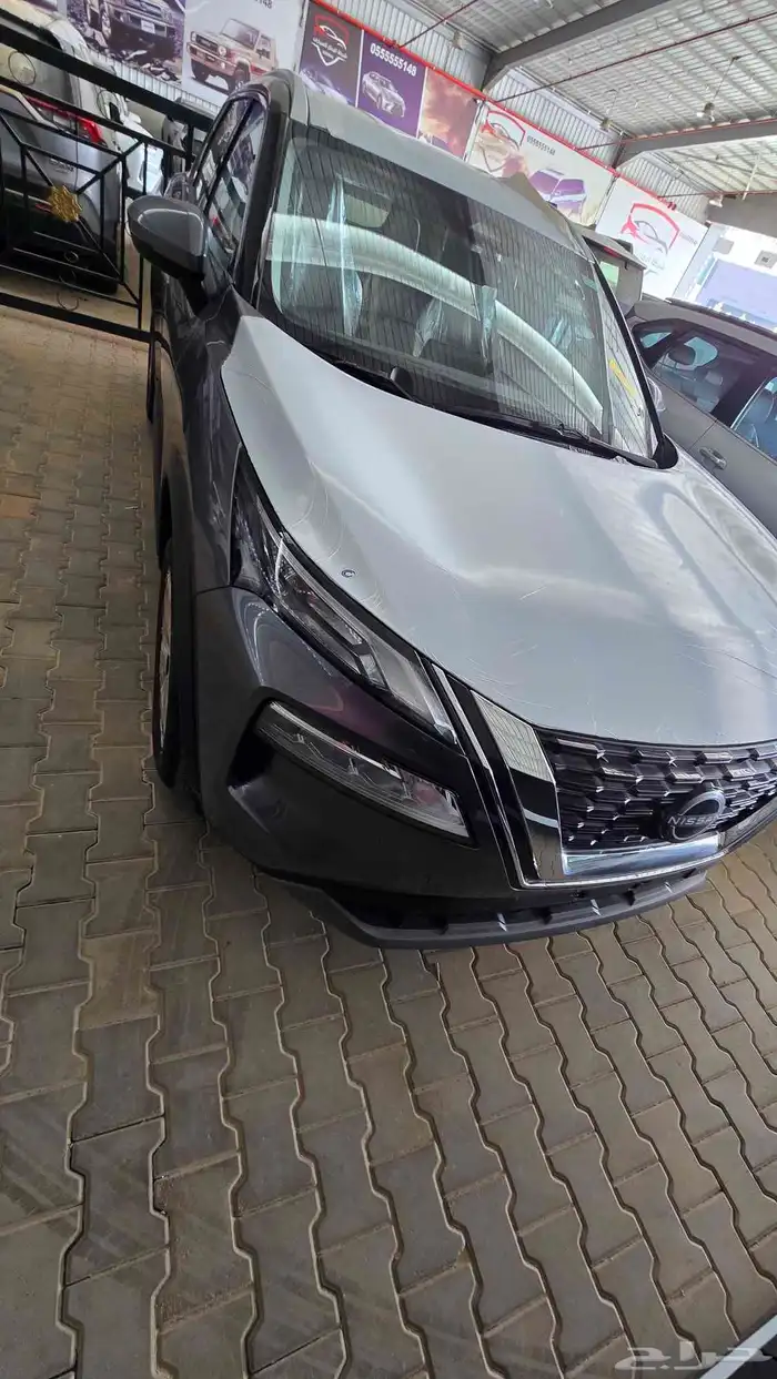 نيسان اكستريل sv 2025 نص فل 7 مقاعد 2