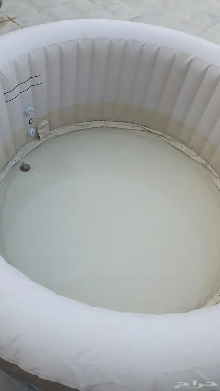 مسبح مع سخان 1