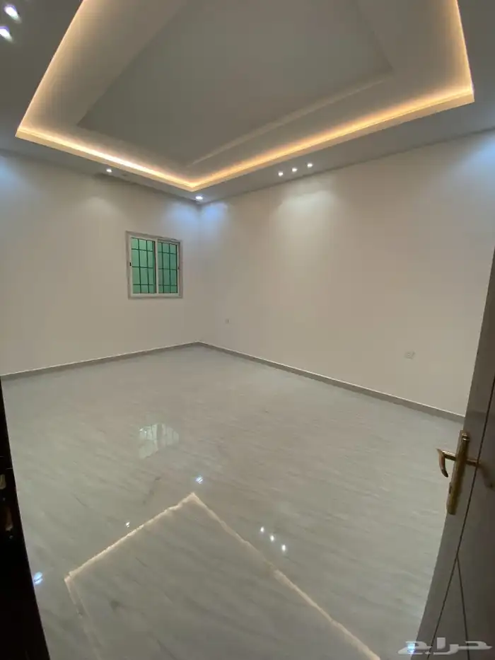 للايجار فيلا في حي البيان 3