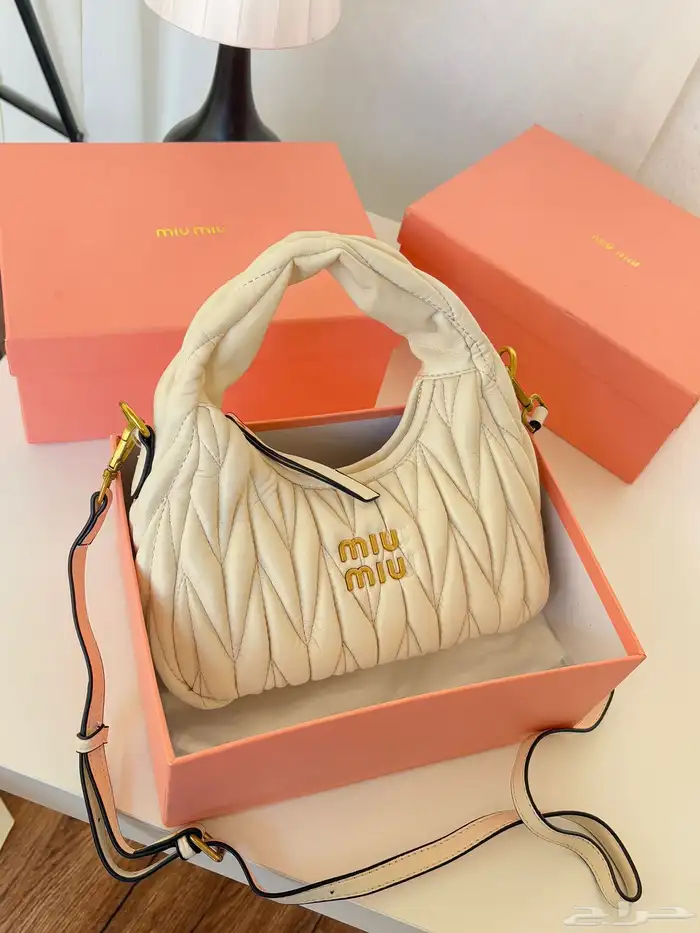 شنط ماركه شحن لجميع المملكة تجزئة فقط هذا العرض 46