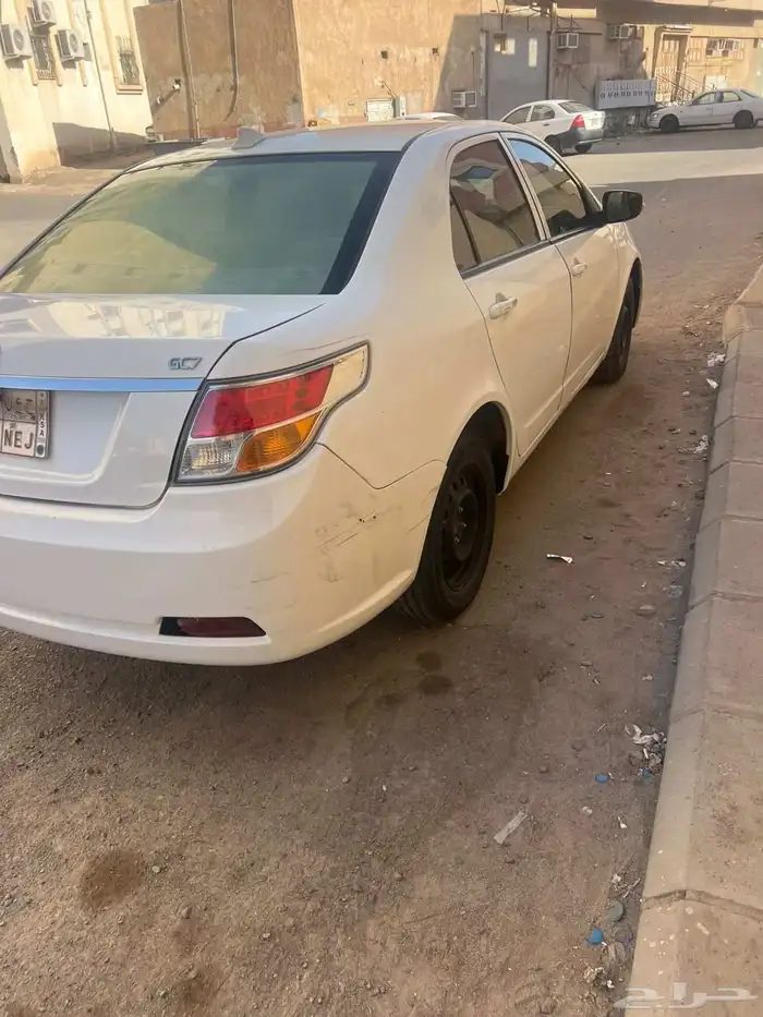 جيلي 2015 GC7 9