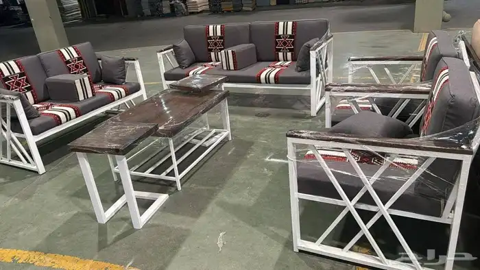 جلسات الخارجية تقم خشب و حديد 3