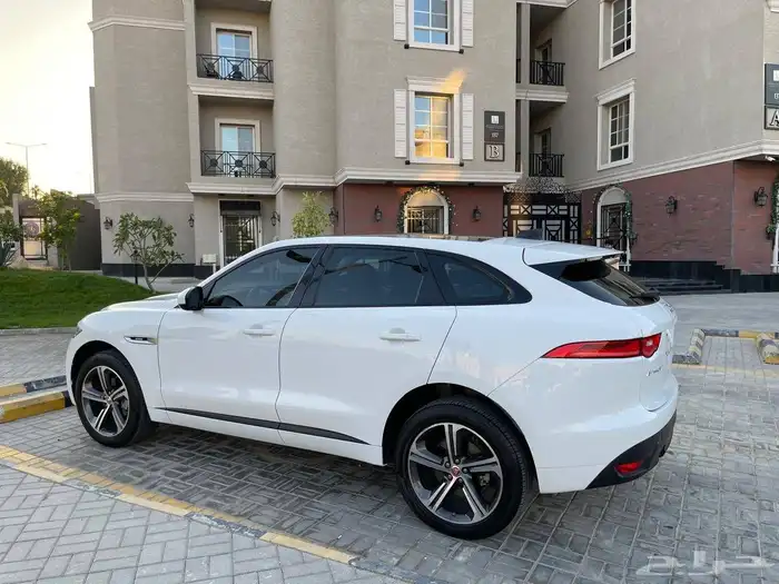 جيب جاكوار 2020 F-PACE 1