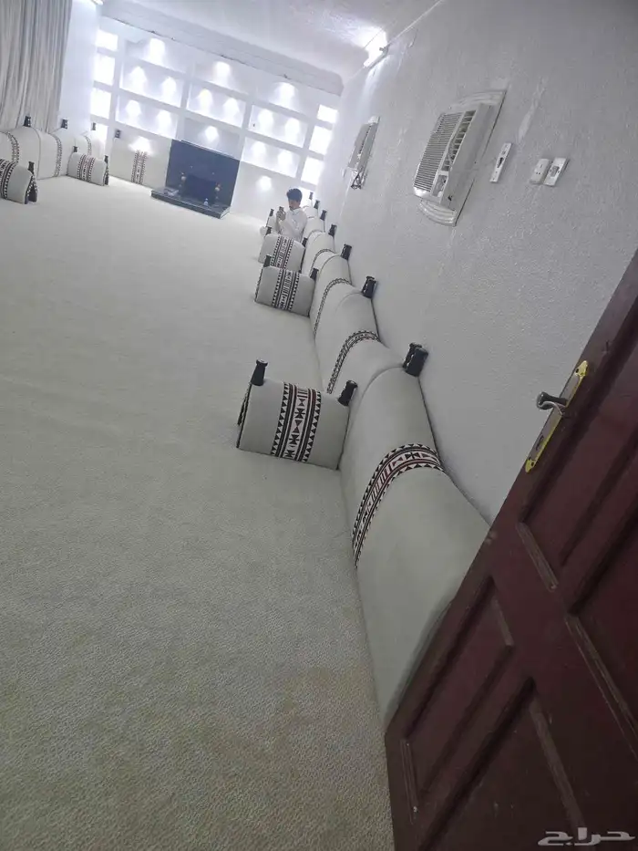 كنب اشفج خشب سيارة واي فيه تفصل 5