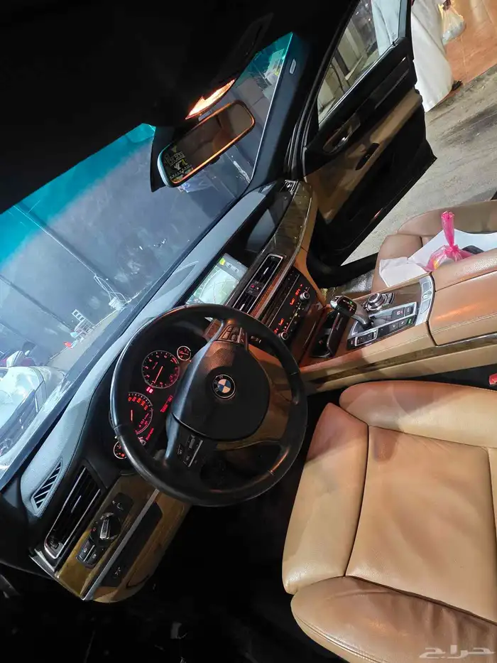 بي ام دبليو 740 12