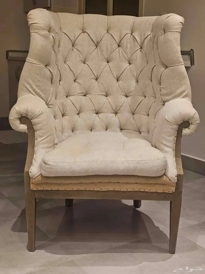 كرسي انتيك 0