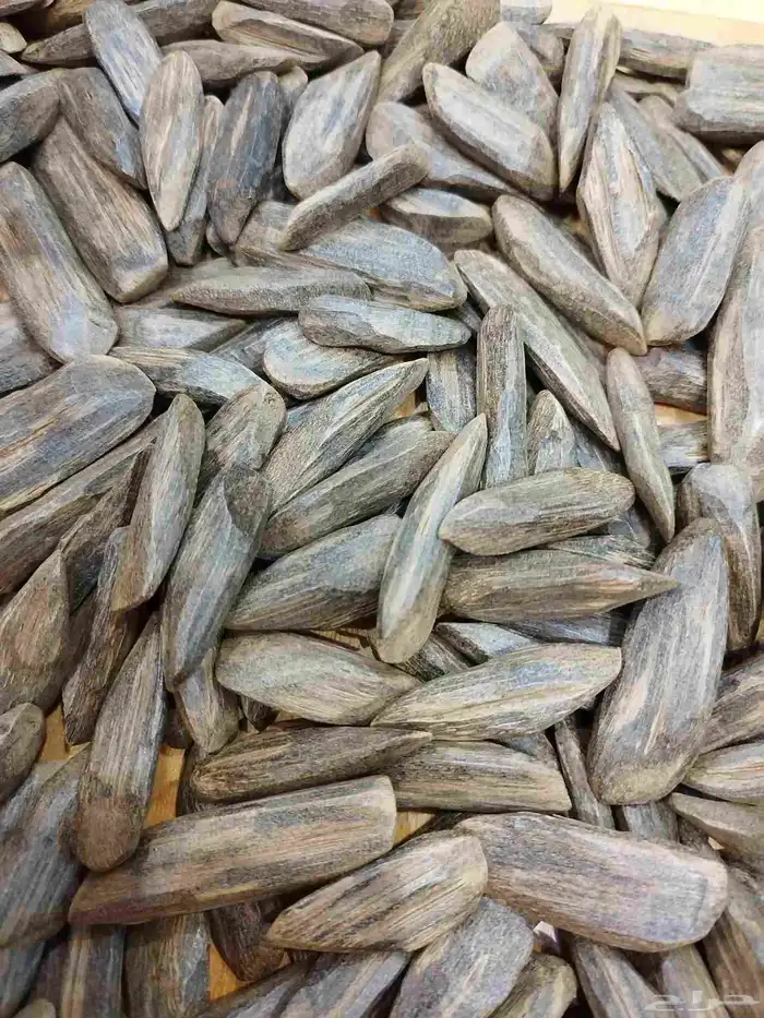 عود وعطور مميزة 3