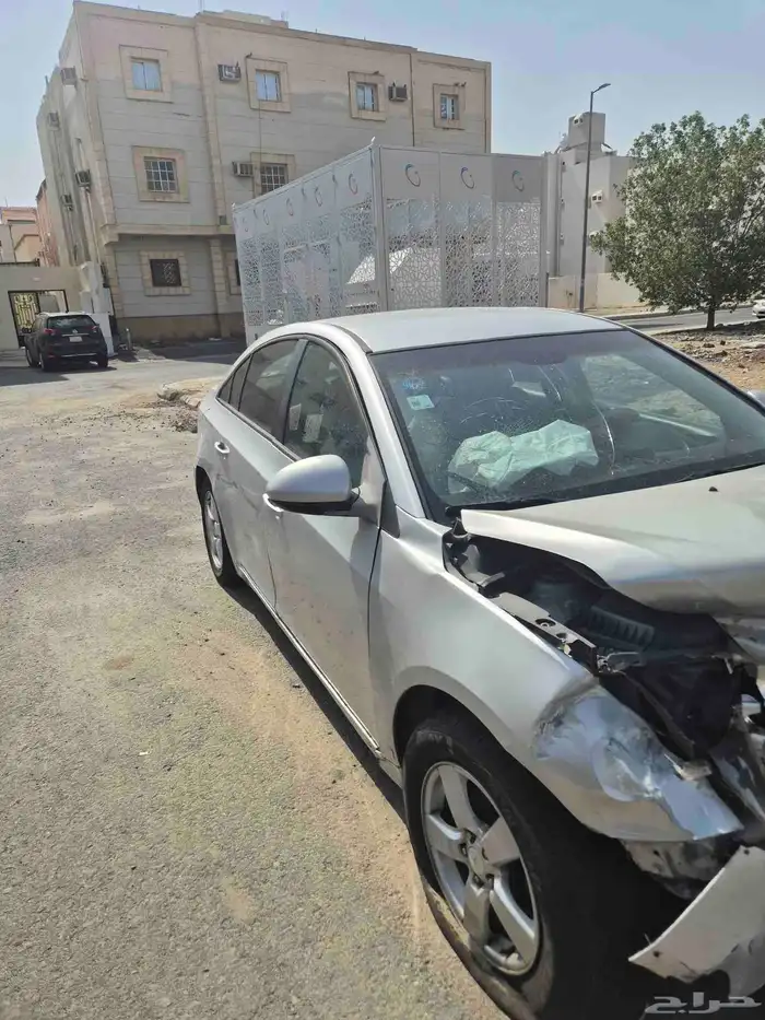 شفر كروز 2012 مصدومه للبيع تشليح 1