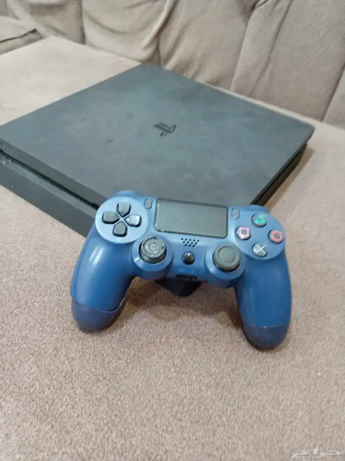 للبيع سوني 4 على السوم 0