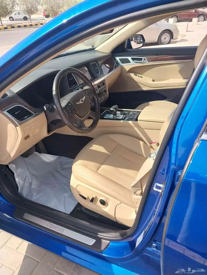 بيع هونداي جينسس موديل 2020 7