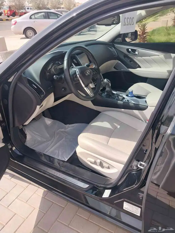 للبيع انفنتي Q50 موديل 2022 4