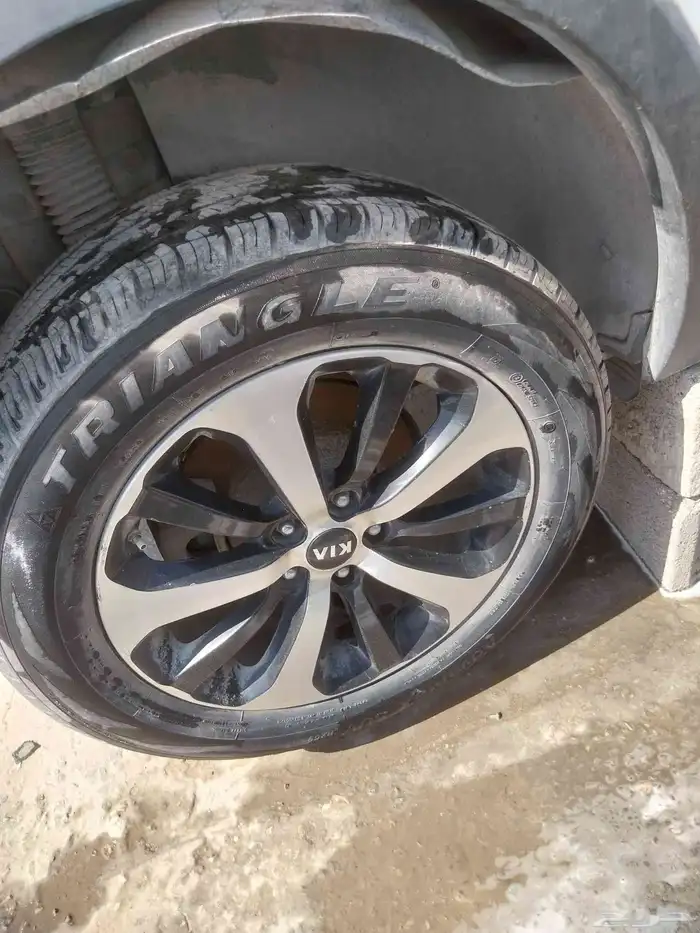 يوجد لينا جنوط كياء سورنتو مديل 2017 وكاله 0