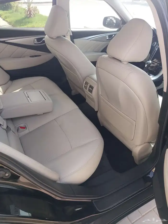 للبيع انفنتي Q50 موديل 2022 6