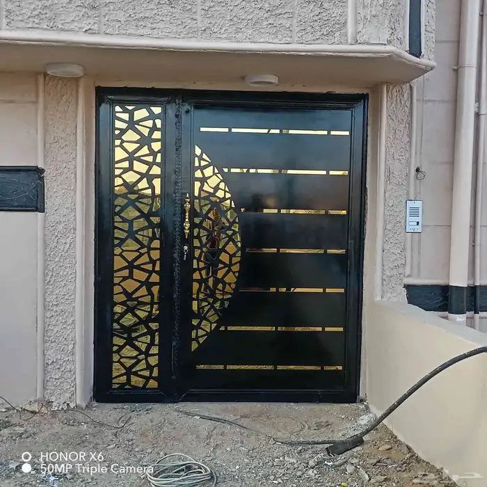 حداد ابواب شبابيك دربزينات مظلات 5