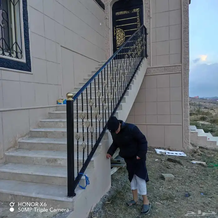 حداد ابواب شبابيك دربزينات مظلات 6