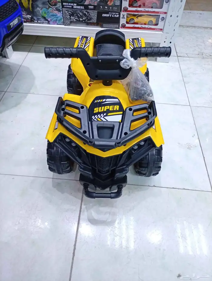 سياره كهربائيه ريموت 4