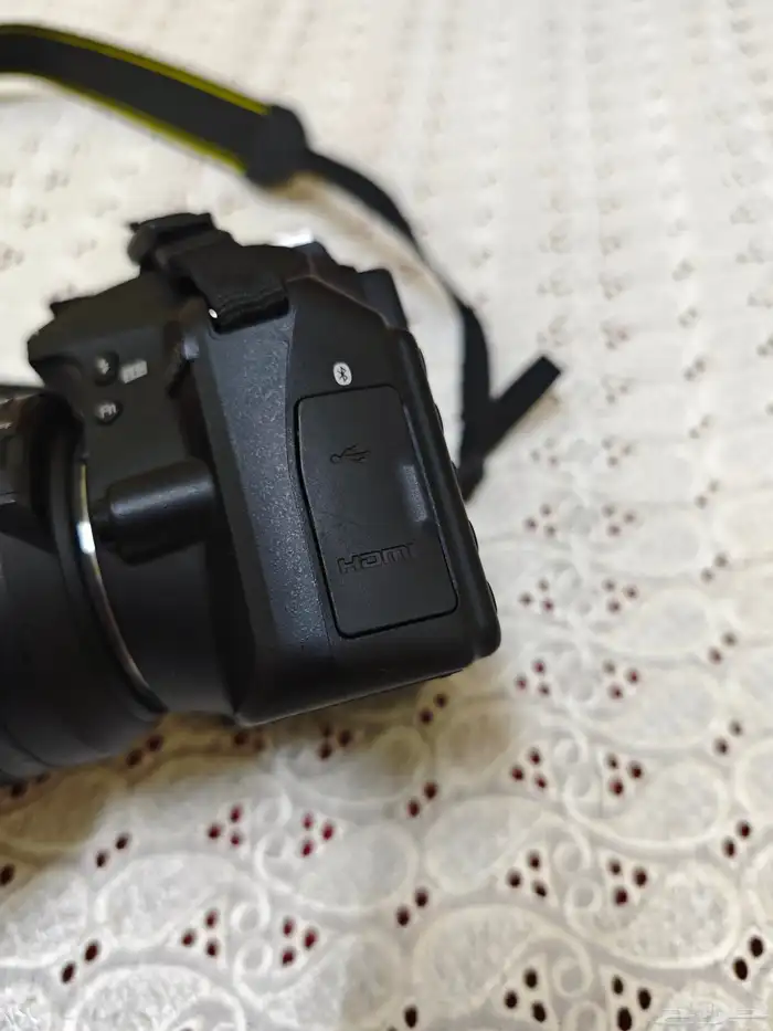 كاميرا نيكون D3400 مع عدسه تامرون 16