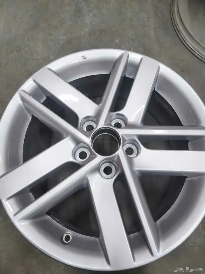 جنوط كامري سبورت اصلي وكاله مقاس 17 مديل 16 2