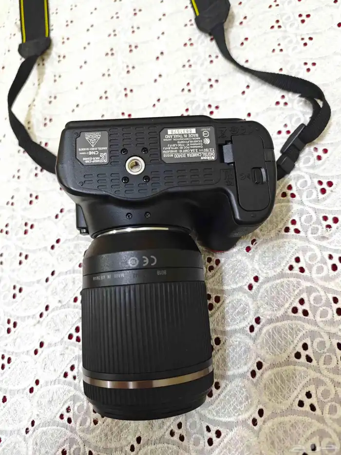 كاميرا نيكون D3400 مع عدسه تامرون 7