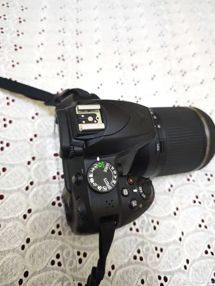 كاميرا نيكون D3400 مع عدسه تامرون 5