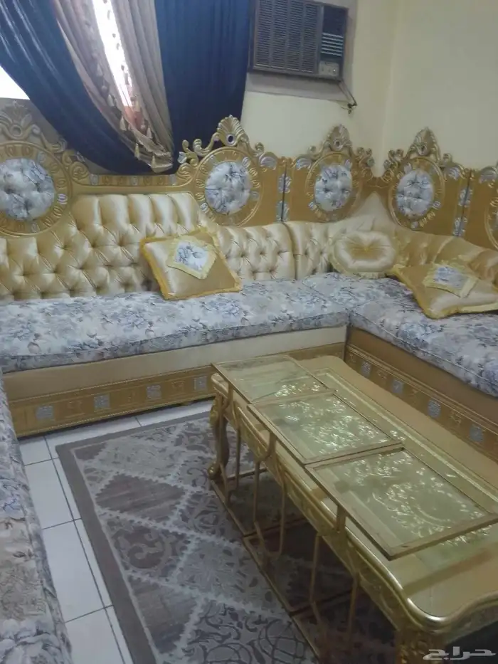 مجلس ملكي استخدام شهر واحد سعر التفصيل14000 1
