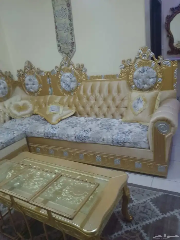 مجلس ملكي استخدام شهر واحد سعر التفصيل14000 2