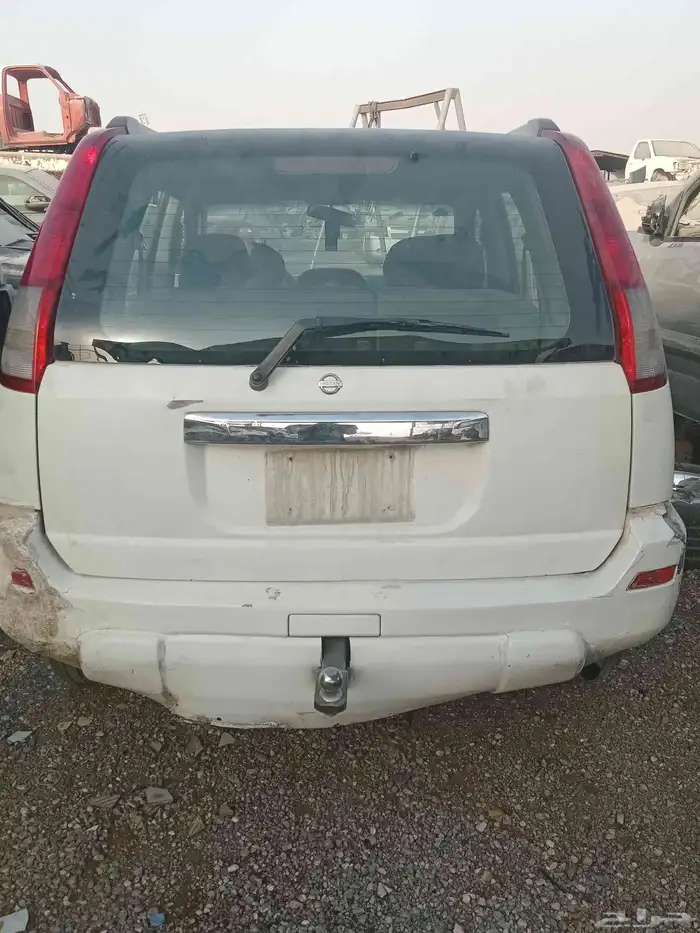 نيسان اكس تريل2003 4