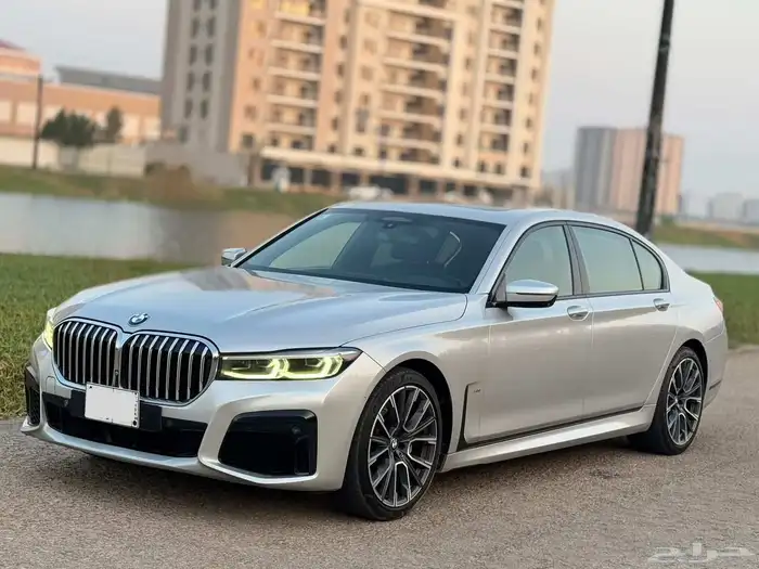 بي ام دبليو 2020 730Li 13