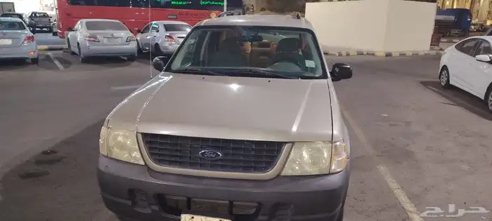 فورد اكسبلورر 2004 نظيف 4