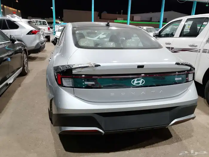 هيونداى سوناتا 1