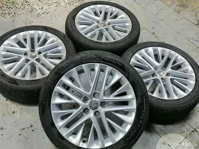 جنوط لكزس es350 أصلي وكاله مقاس 18 11
