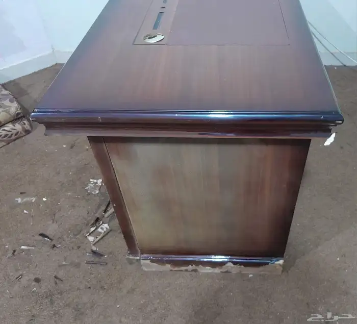 طاولة مكتب للبيع 250 قابل للتفاوض 3