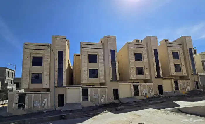 للبيع بحي الضيافه شقق علويه بسطح خاص ومصعد شغال تشطيب فندقي 2