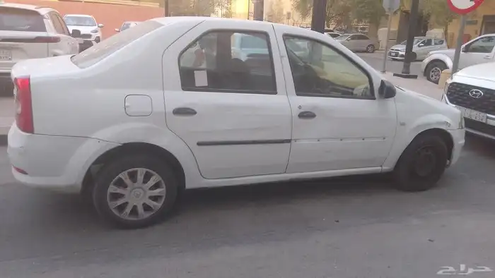 سياره رينو لوجان 2012 للبيع 3