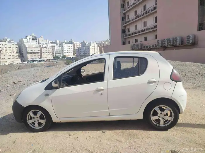 جيلي باندا 2012 3